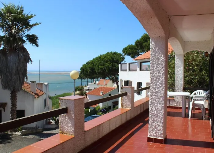 別荘 A Casa Da Foz Nadadouro